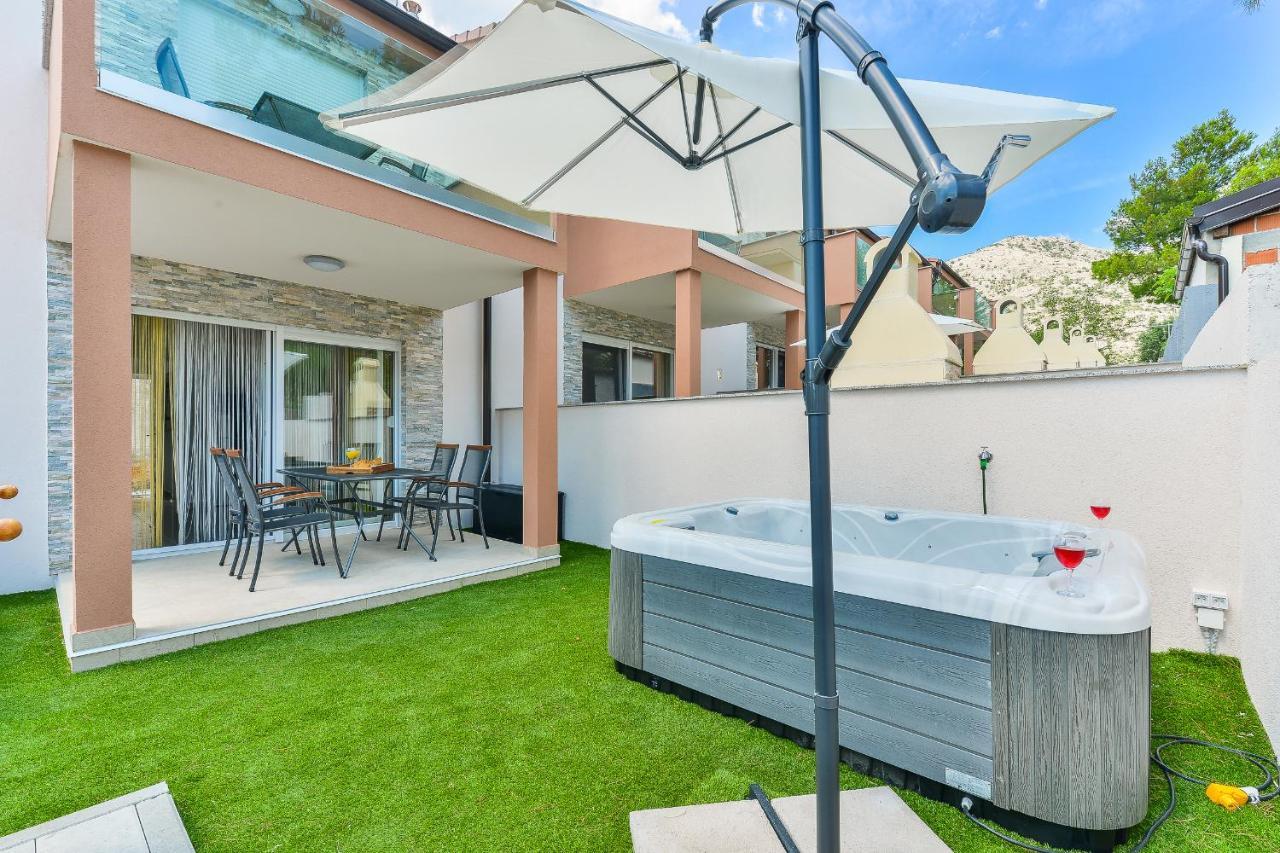 Cascada Villas With Private Jacuzzi And Private Parking ستاريغغاد باكلينتسا المظهر الخارجي الصورة